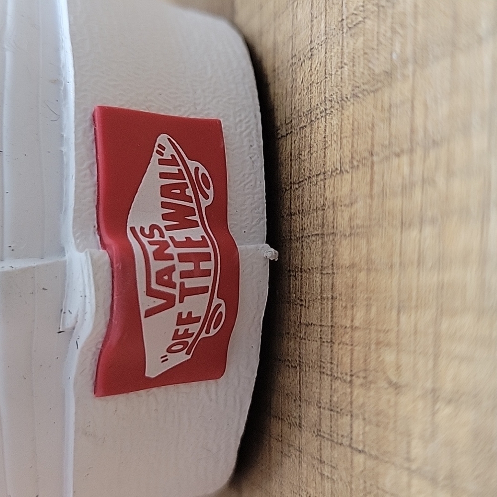 Van's shoes women Brand new. - Picture 5 of 12